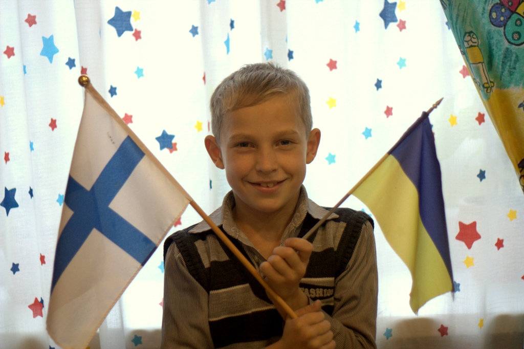 Barnen gratulerar Finland