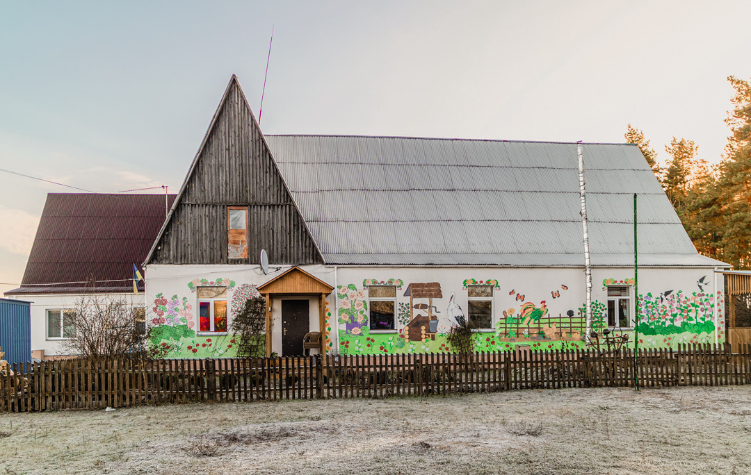 Vännernas Hus i byn Piski, Ukraina.