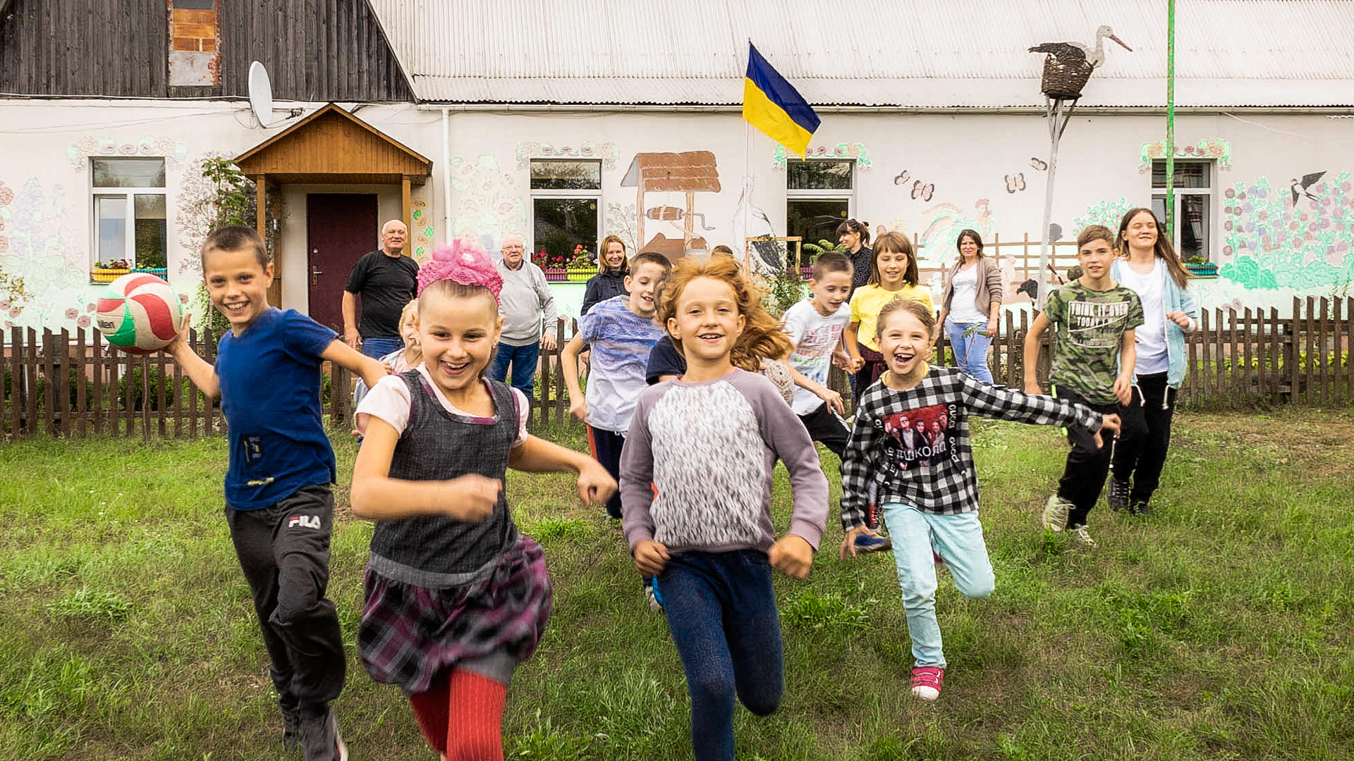 Barn i Vännernas hus i Ukraina